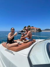 Alugue um iate Jeanneau Leader e explore a tranquilidade de Montenegro