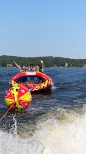 29' Crownline Powerboat & WaterToy Rental at Lake Lanier