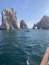 Catamaran haut de gamme, soirée privée de luxe à Cabo San Lucas. Captain & Crew Inc.