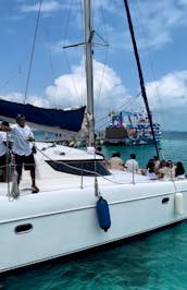 Charter Open Bar Catamaran for a Boat Party in Cancún and Isla Mujeres