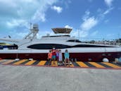 80ft Luxury Yacht rental in Cancún for groups of 15 w/chef / add JetSki Scooter Snorkel Paddleboard