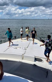 80ft Mega Yacht holds 40 people to Enjoy Cancun and Isla Mujeres