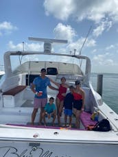 Luxury 42ft Sea Ray Motor Yacht Charter for up to 8 people in Cancun