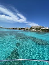 Sunseeker 64 Luxury Yacht in Cancún, 6 hours minimum rental