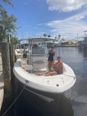 Robalo R200 Center Console 21' Delivered to Your Dock 150HP