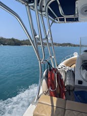 Bravo 30 ft Center Console for 12 people in Cartagena, Bolívar