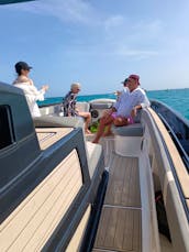 Luxury boat for 12 people in Cartagena Colombia
