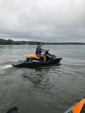 Diversão no Sun Jet Skis Lake Wylie! 2024 Sea Doo com alto-falantes Bluetooth!