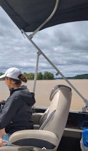 Luxury South Bay 24ft Pontoon on Lake Wylie North