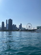 Captain Memo's 28 ft. Sea Ray in Chicago