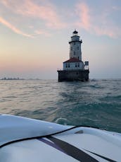 Private Tours on 27' Baja Boss Speedboat in Chicago with Captain Bob