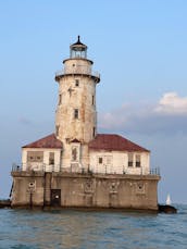 Private Tours on 27' Baja Boss Speedboat in Chicago with Captain Bob