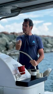 Catamaran à voile sur le bord du lac de Chicago, 6 personnes, 450$ l'heure. Capitaine inclus.