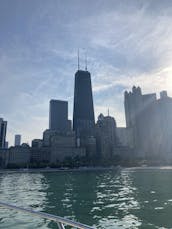 Location de yacht de luxe sur plusieurs niveaux à Chicago - Les jouets aquatiques sont inclus ! (M)