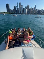 ¡Yate Meridian de lujo de varios niveles! Juguetes acuáticos incluidos - Chicago, IL (I)