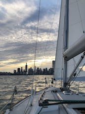 Louez un sloop de croisière Pearson de 31 pieds à Chicago