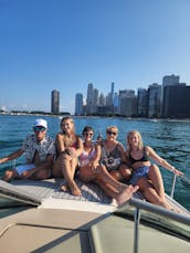 Capitaine Sea Ray Sundancer, 31 minutes, s'amuse à Chicago à bord
