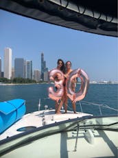 Sea Ray Sundancer de 38 pies en Chicago, Burhnam Harbor (hasta 12 huéspedes)