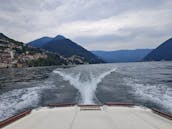 Cruzeiro pelo Lago Como em um luxuoso iate Runabout