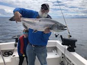 Guided Salmon Fishing Trip on 24' Grady White Center Console in Comox