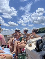 10 passenger pontoon for rent at lake Norman 