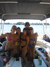 10 passenger pontoon for rent at lake Norman 