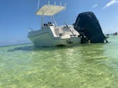 Perfect fishing or leisure 24' Aquasport center console weekly or multi day rentals in the Lower Keys
