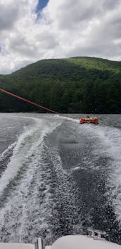 Starcraft Bowrider de 17 pies en Moose Pond en Dinamarca, Maine