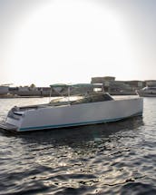 The most stylish yacht in Dubai Harbor - VanDutch 40