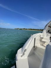 Awesome Sea Ray Sundancer 51’ Yacht for Charter