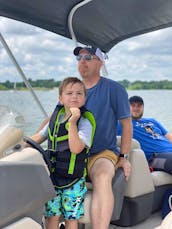 2018 Sun Tracker Party Barge 24 DLX Pontoon Boat | Lake Grapevine |