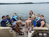 New Veranda Pontoon for rent on Lake Lanier