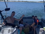 Folsom Lake’s #1 Boat Rentals: 18’ & 21’ Pontoons Ready to Book!