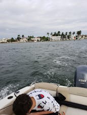 Party, Cruise thru Fort Lauderdale Stopping at Sandbars and Island Hopping