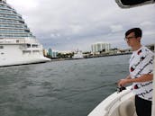 Party, Cruise thru Fort Lauderdale Stopping at Sandbars and Island Hopping