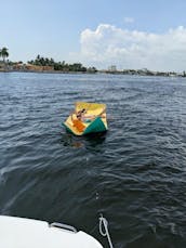 Yacht à moteur Sea Ray Sundancer de 38 pieds à Fort Lauderdale