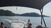 ** ¡Puro lujo, Veranda Tri-Toon de 24 pies y 200 HP en el lago Lanier!