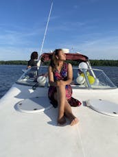 10 Person 34 foot Party Boat on the Ottawa River in Gatineau, Quebec