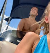 2019 Sun Tracker Party Barge 20 Pontoon Boat | Lake Grapevine 