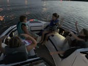 25’ Luxury Yamaha Charter on Lake Grapevine TX