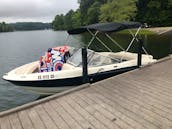 Beautiful 19' Bowrider for rent on Lake Hartwell