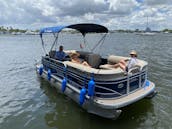 Barco de festa Bentley Luxury Pontoon 2021 em Hollywood