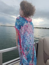 Bentley Pontoon Rental in Holmes Beach, Florida