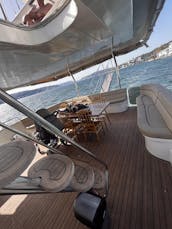 Impressive Luxury Yacht Charter For 15 People In İstanbul