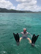 Alugue o Boston Whaler de 19 pés em Jolly Harbour