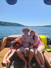 2022 Axis A22 Wake Surf Boat – Family Friendly – Surf, Cruise & Play!