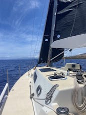 Sailing and Snorkeling Adventures on Maui on 27 Foot HunterX Monohull