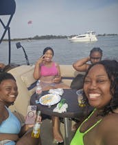 Berkshire Pontoon Rental in Lewisville, Texas