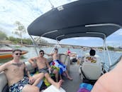 22' Viaggio Tritoon in Havasu with Licensed Captain 