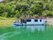 Spend the night aboard a 55' Houseboat-Yacht in a Secluded Lake Travis Cove